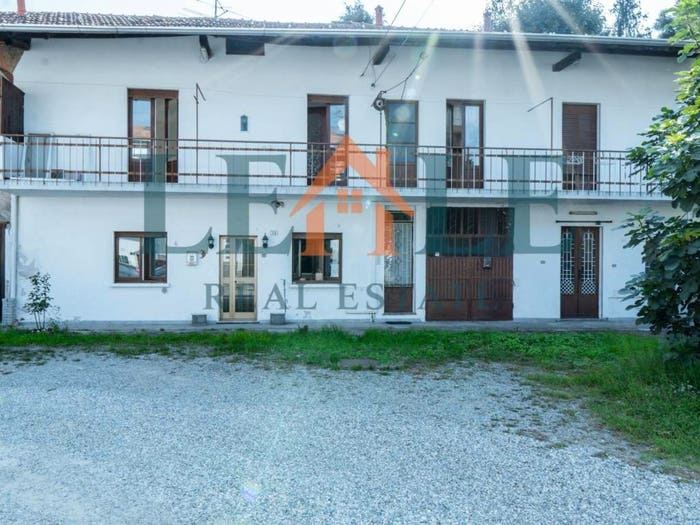 Casa con 6 locali in vendita in Via Tridentina, Cardano al Campo