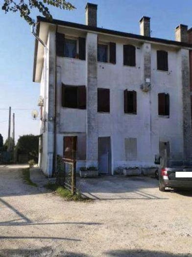 Appartamento trilocale in vendita in Via Corso, Mazzon, Camposampiero