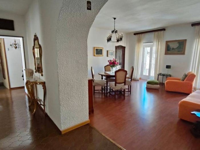 Appartamento quadrilocale in vendita in Piazza Filippo Maria Beltrami, Centro, Omegna