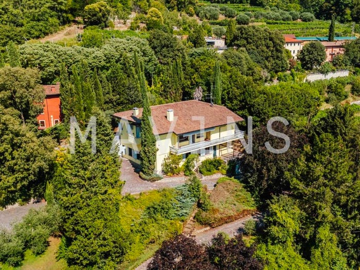Casa con 6 locali in vendita in Via Palazzina di Arbizzano, Arbizzanosanta Maria, Negrar di Valpolicella