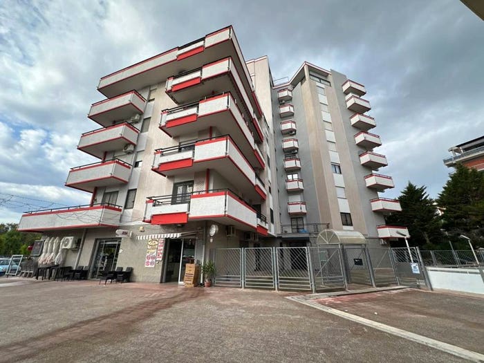 Appartamento trilocale in vendita in Via dell'Arcangelo Michele, Macchia Gialla Ordona Sud, Foggia