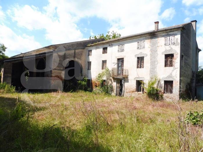 Casa con 6 locali in vendita in Via Cà Vecchie, Agugliaro