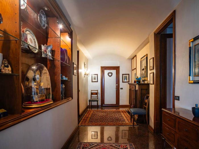 Appartamento con 6 locali in vendita in Viale Piceno, Indipendenza, Milano