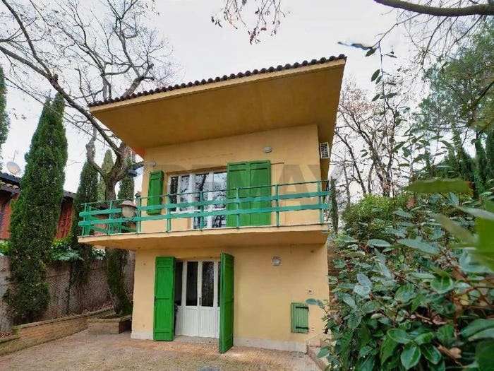 Casa con 5 locali in vendita in Magione