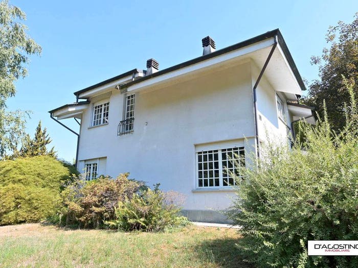 Casa con 6 locali in vendita in Via Vassallo Demilsie, Levone