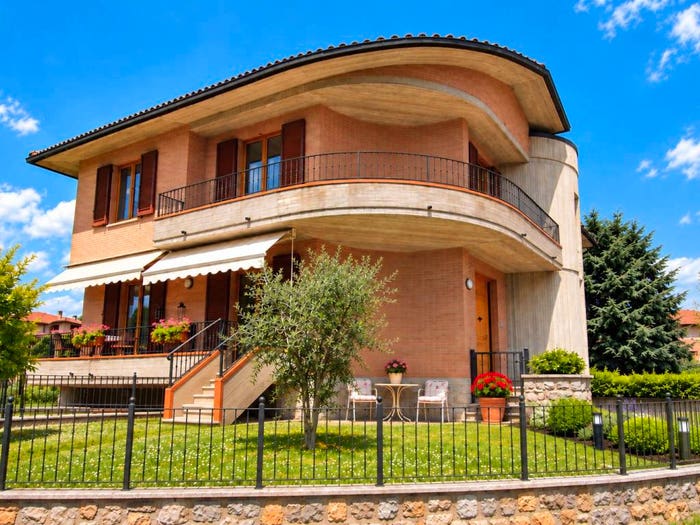 Appartamento con 5 locali in vendita in Via Giuseppe Di Vittorio, Centro, Asciano