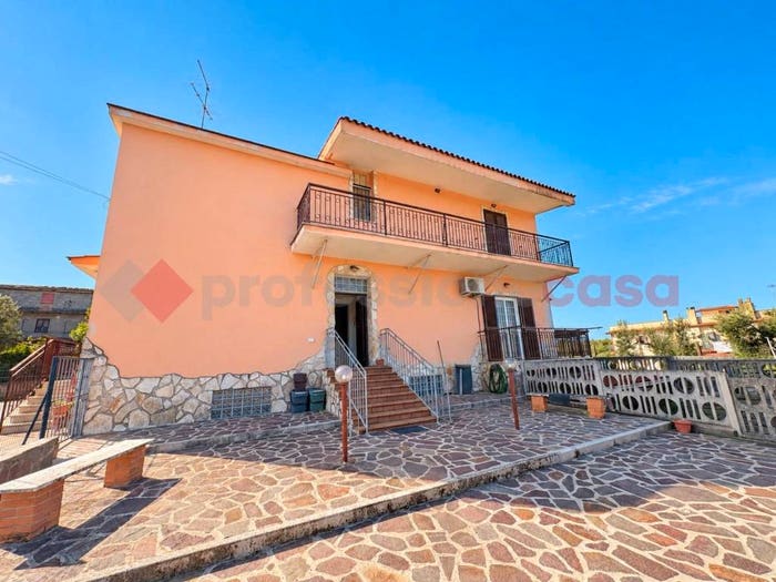 Casa con 5 locali in vendita in via marmolada, Casalazzara Torre Bruna, Aprilia