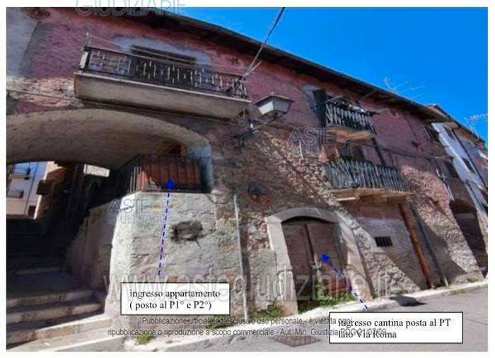 Appartamento quadrilocale in vendita in Via Del Gallo, Centro, Luco dei Marsi