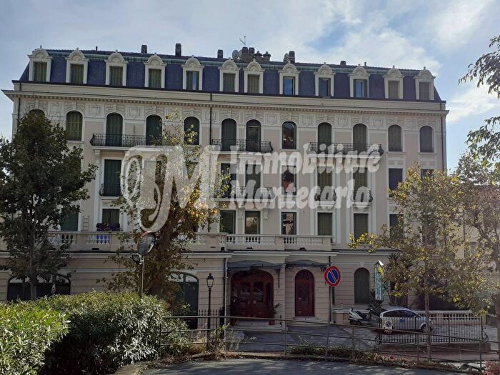 Appartamento bilocale in vendita in Via Romana, Centro, Bordighera