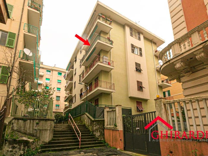 Appartamento quadrilocale in vendita in Via Giuseppe Galliano, Sestri Ponente, Genova