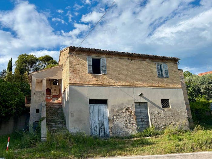 Casa con 5 locali in vendita in via colle in su, Acquaviva Picena
