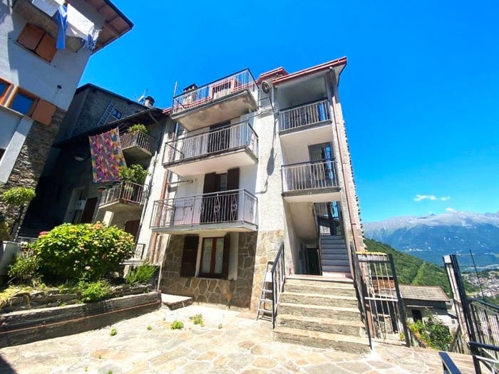 Appartamento trilocale in vendita in Via Lera, Rasura