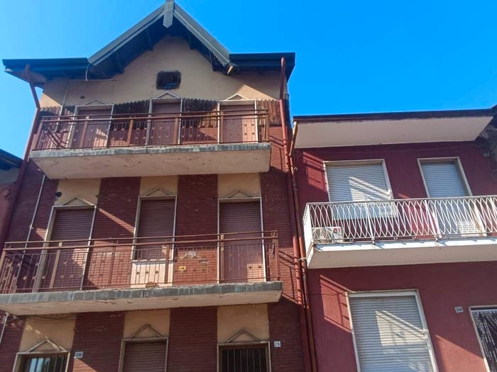 Casa con 6 locali in vendita in Via Umberto I, Urago d'Oglio