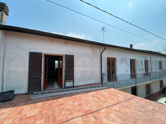 Casa con 6 locali in vendita in Viale Federico Anselmino, Spigno Monferrato