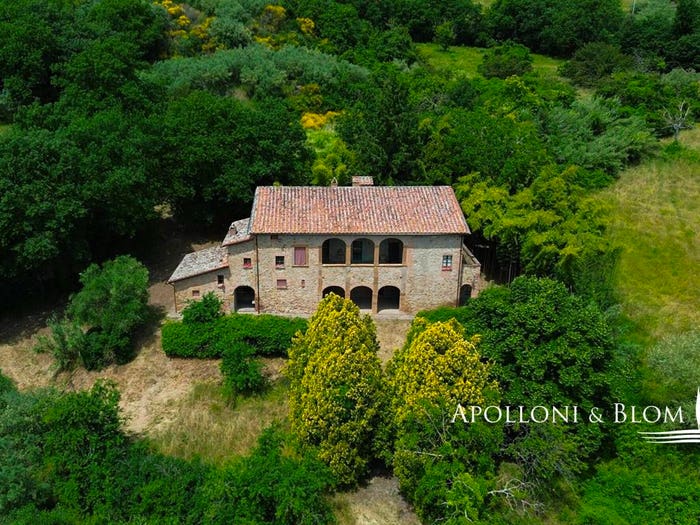 Casa con 6 locali in vendita in Via di Colombelle, Centro, Montepulciano