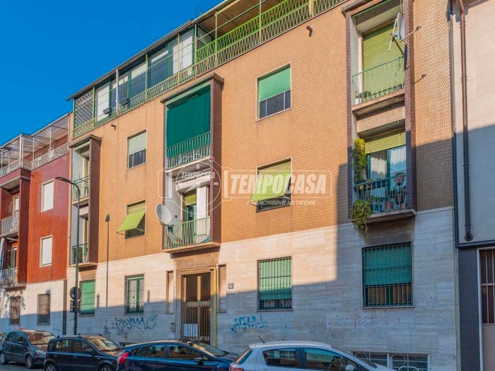 Appartamento trilocale in vendita in Via Enrico Cialdini, Affori, Milano