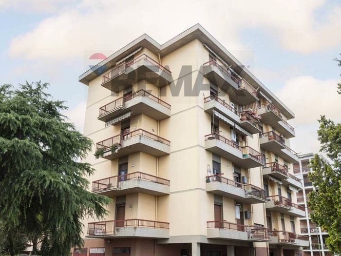 Appartamento quadrilocale in vendita in Via Piave, Città, Montevarchi
