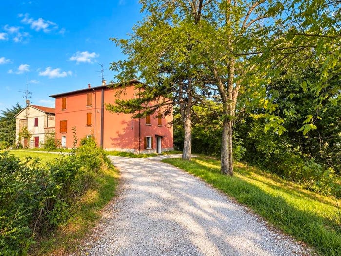 Appartamento con 6 locali in vendita in Via Sorse, Casalfiumanese