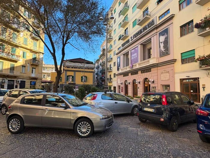 Appartamento trilocale in vendita in Vicoletto Secondo Santa Maria Avvocata, Tribunali, Napoli