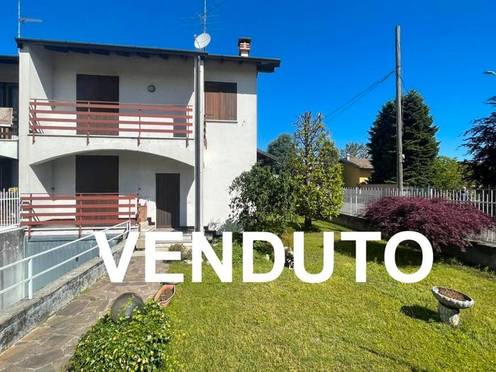 Casa quadrilocale in vendita in Via Giovanni Pascoli, Centro, Busto Garolfo