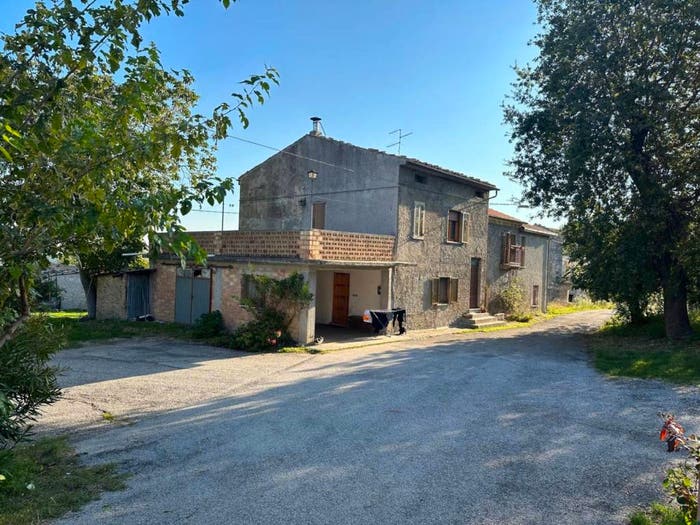 Casa con 6 locali in vendita in Via Madonna della Libera, Centro, Rapino