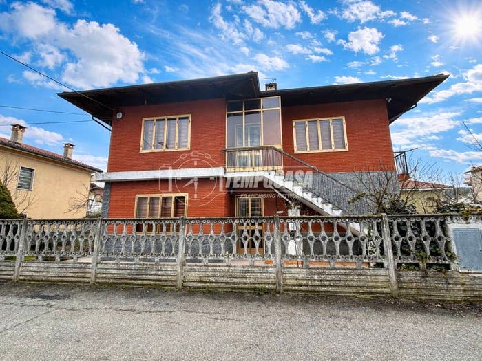 Casa con 6 locali in vendita in Via Cervino, Centro, Santhià