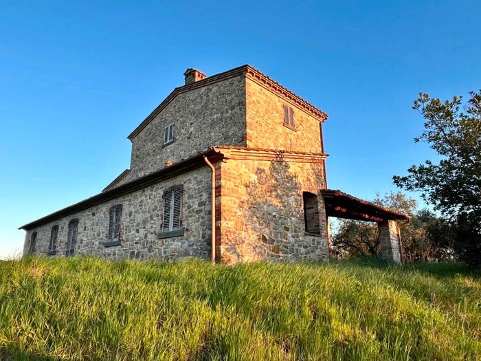 Casa con 6 locali in vendita in Strada Provinciale dei Lopi, Badia, Castiglione del Lago