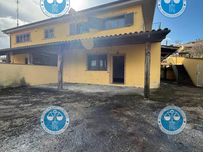 Casa con 6 locali in vendita in Via delle Molette, Mentana