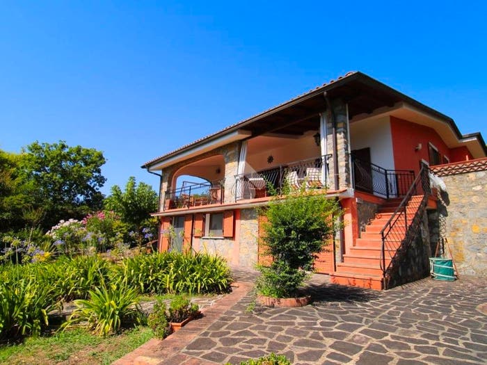 Casa con 6 locali in vendita in Località Chiano, Capitello, Ispani