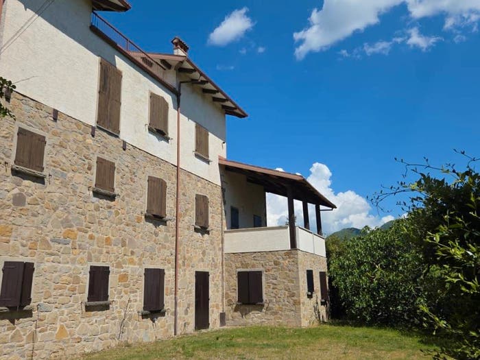 Casa con 6 locali in vendita in Via Collina di Savignano, Collina Di Savignano, Grizzana Morandi