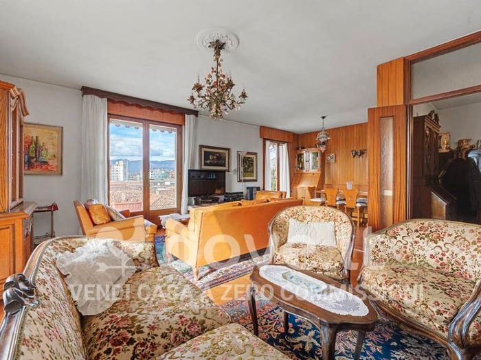 Appartamento quadrilocale in vendita in Viale Istria, Centro, Conegliano