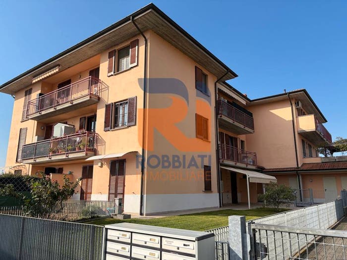 Appartamento trilocale in vendita in Via Torre dei Cani, Bivio Cava Manara, San Martino Siccomario