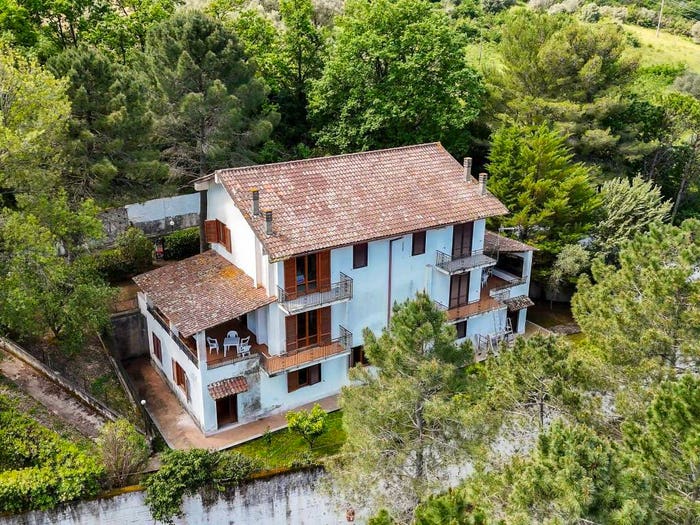 Casa trilocale in vendita in Parco Elena, Torchiara