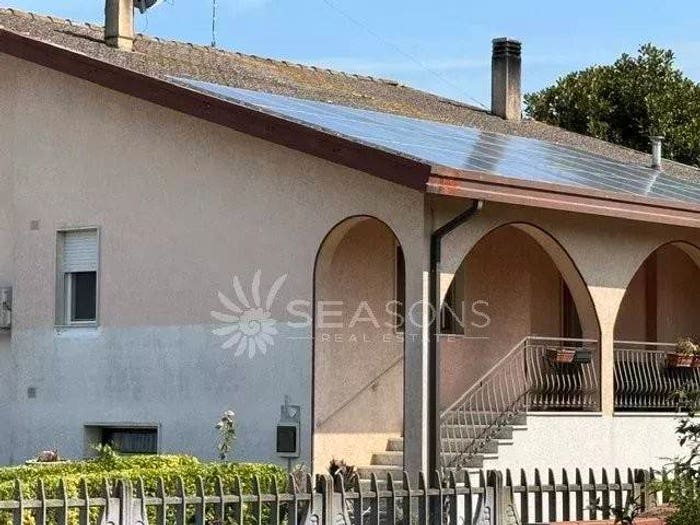 Casa con 6 locali in vendita in Via Salvador Allende, La Salute Di Livenza, Santo Stino di Livenza