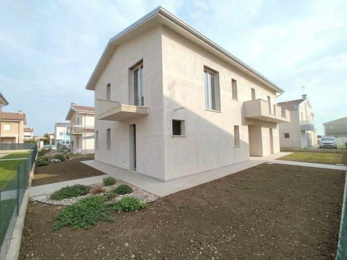 Casa con 5 locali in vendita in Via Roma, Centro, Pontecchio Polesine
