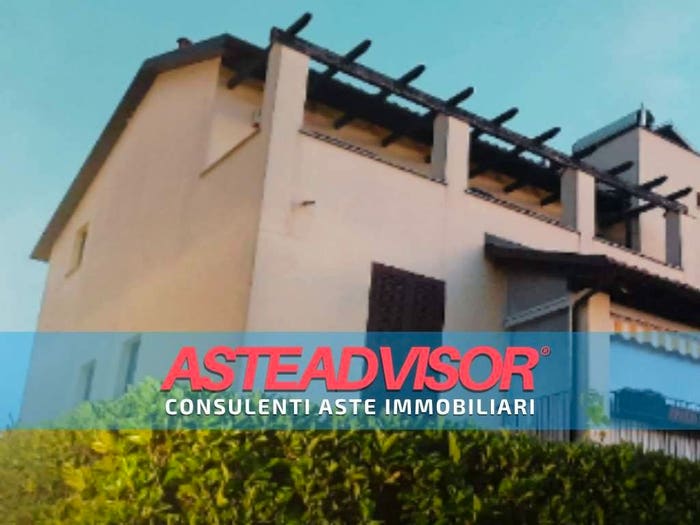 Appartamento con 6 locali in vendita in Via Lorenzo Bongiovanni, Grugliasco