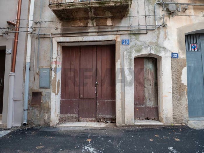 Casa trilocale in vendita in via Mannelli, Centro, Caltagirone
