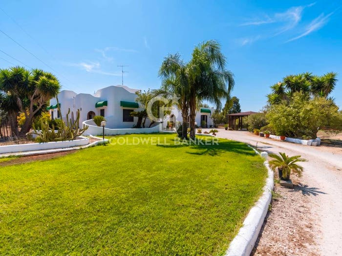 Casa quadrilocale in vendita in SP, Spongano