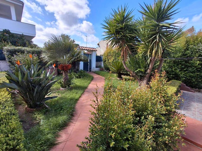 Casa con 5 locali in vendita in Viale Nausicaa, Roccelletta, Borgia