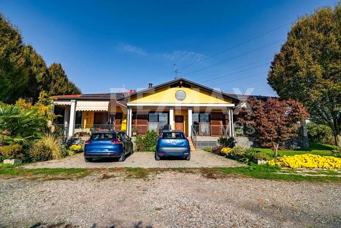 Casa con 5 locali in vendita in Via Bariola, Lainate