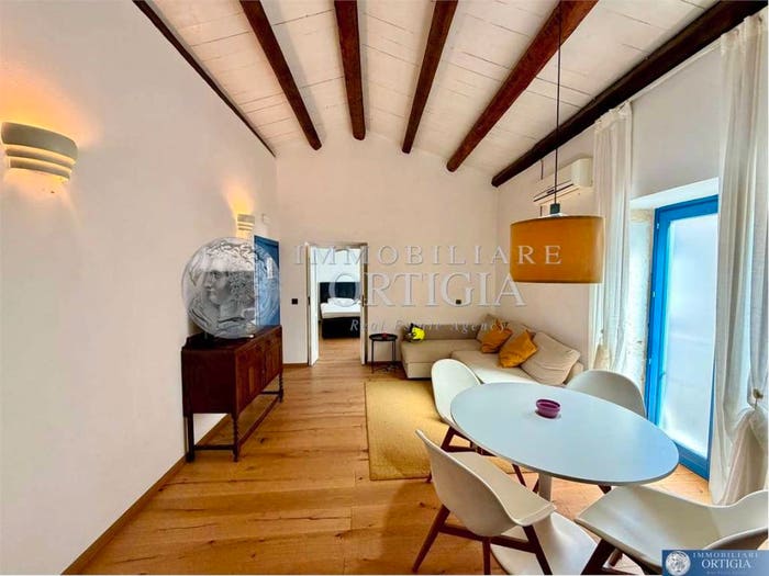 Appartamento trilocale in vendita in Via Vittorio Veneto, Ortigia, Siracusa