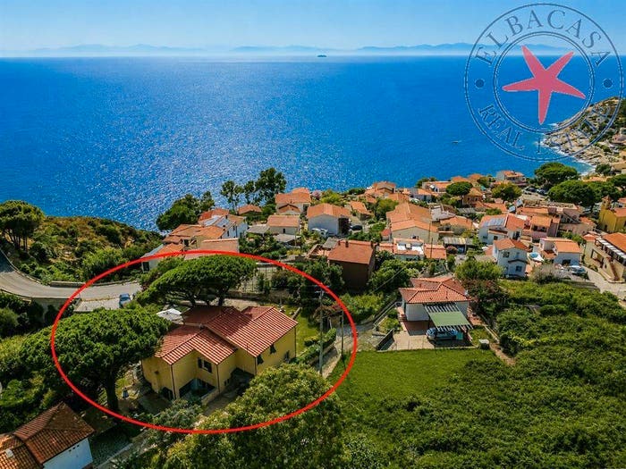 Casa con 6 locali in vendita in via della chiesa, Chiessi, Marciana