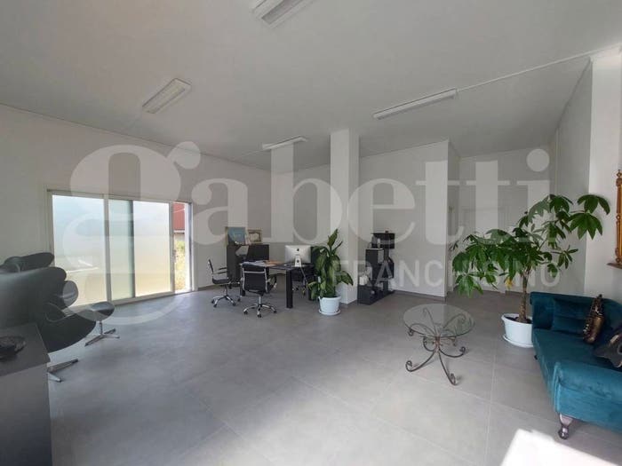 Casa con 6 locali in vendita in Via Francesco Petrarca, Centro, Controguerra