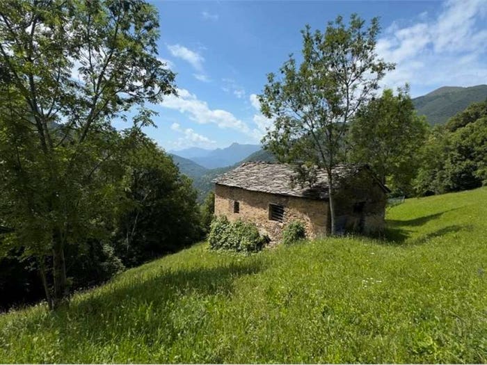 Casa con 5 locali in vendita in via ai maggenghi, Centro, Crandola Valsassina