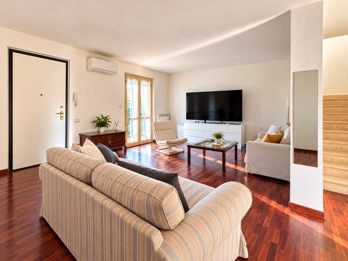 Casa quadrilocale in vendita in Via Provinciale Vallecchia, Pietrasanta