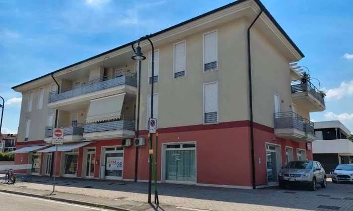 Appartamento trilocale in vendita in Via II Risorgimento, Centro, Camisano Vicentino