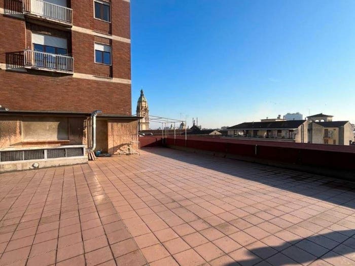 Appartamento con 6 locali in vendita in Via Settembre, Centro Storico, Piacenza