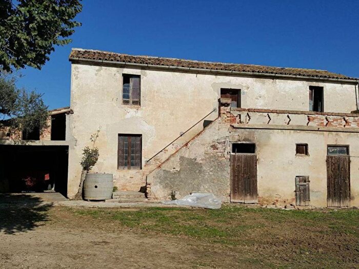 Appartamento con 6 locali in vendita in Mosciano Sant'Angelo