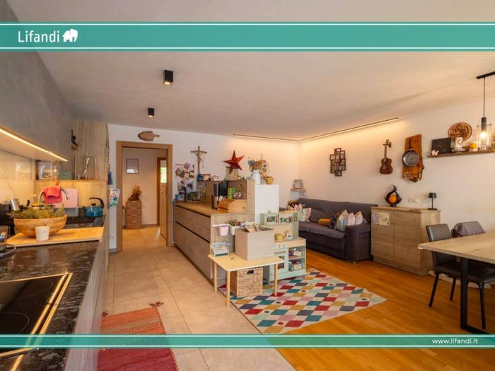 Appartamento trilocale in vendita in deutschhaustraße, Centro, Vipiteno