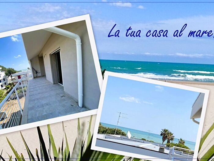 Appartamento trilocale in vendita in Lungomare Sirena, Tortoreto Lido, Tortoreto
